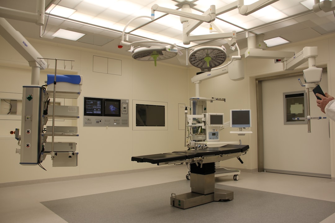 Хирургический робот SurgAssist Pro